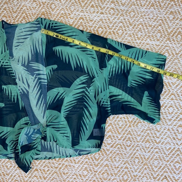 ⭐️$5 SALE⭐️must be bundled NWOT Sheer Tropical Swimsuit Cover - Picture 3 of 7